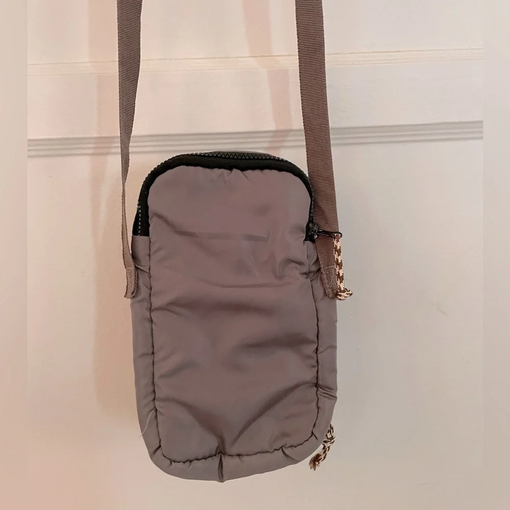 IKEA Travel Passport Crossbody Bag - Picture 4 of 5